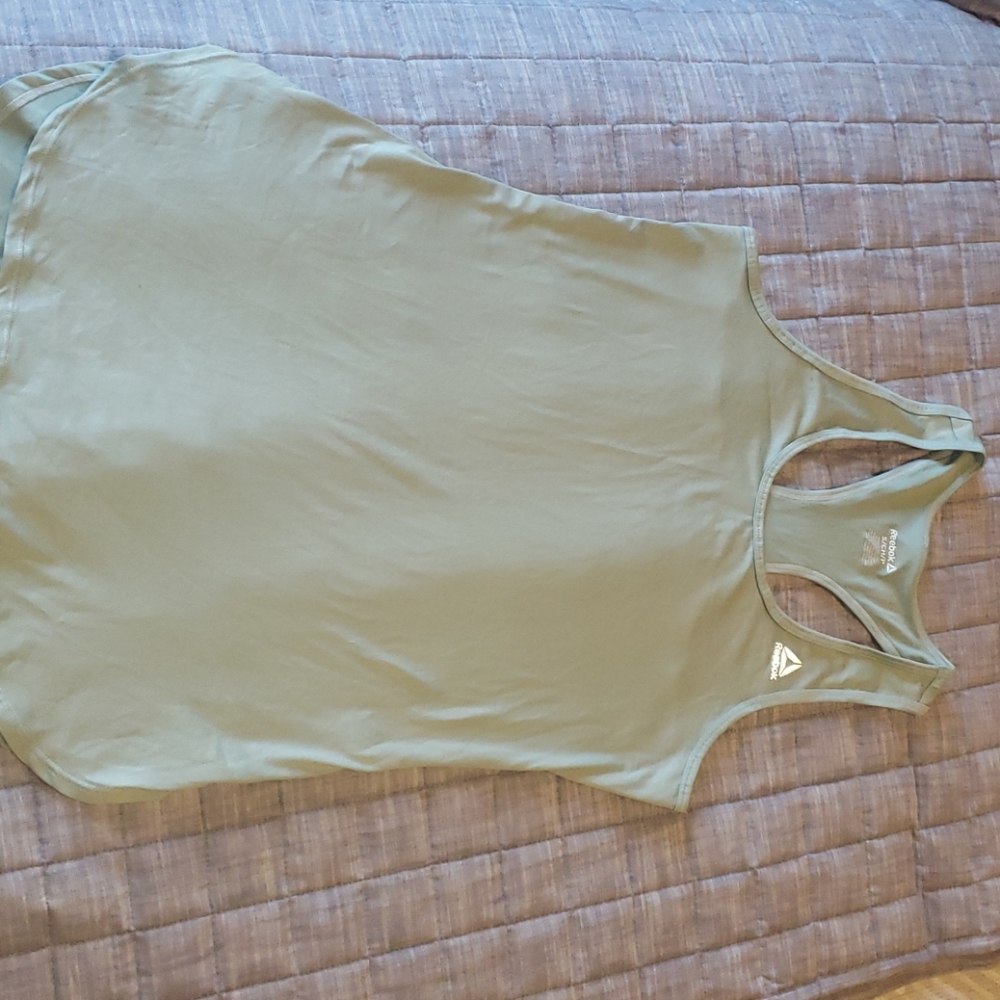 Reebok tank
